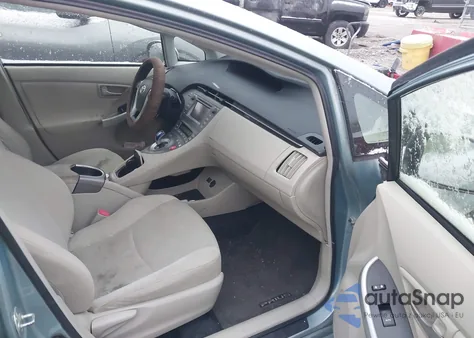 2013 Toyota Prius Two from USA, damaged, VIN JTDKN3DU0D5558240